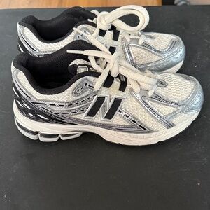 New Balance Kids White Silver Black Mesh Sneakers